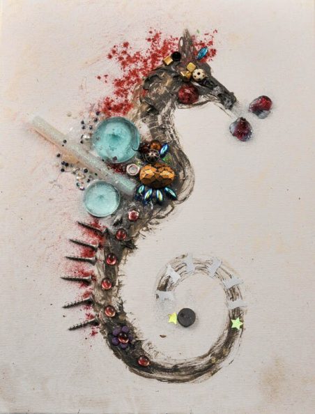 Seahorse With Red Metal Powder ideas_104.jpg