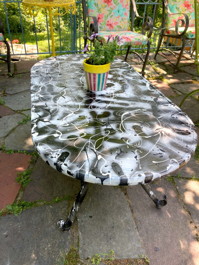 Graffiti Outdoor table