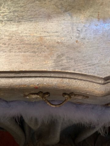 Hand_Painted_Furniture-003